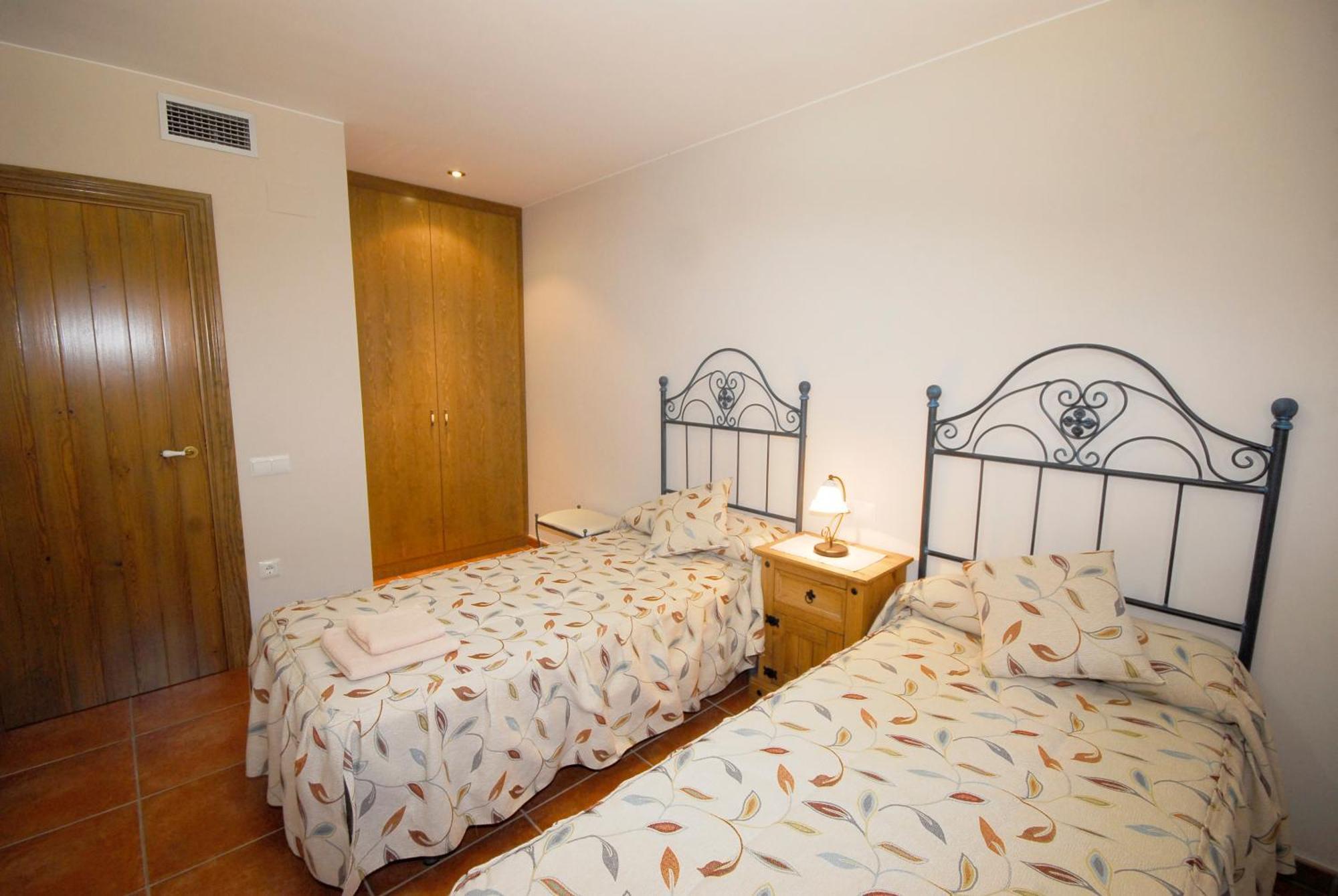 Apartamentos De Turismo Rural Las Eras Castelserás 部屋 写真