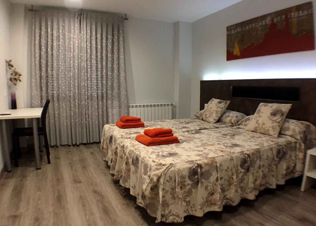 Apartamentos De Turismo Rural Las Eras Castelserás エクステリア 写真